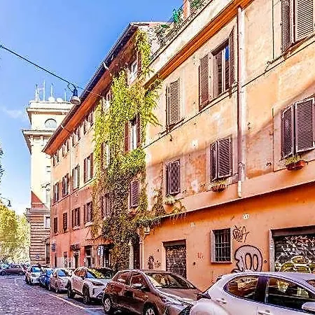 Bella Trastevere Rome